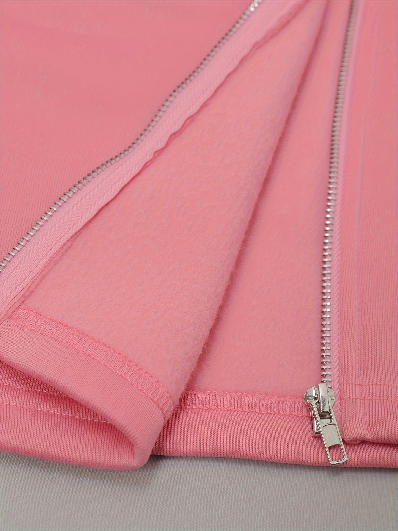Nicola – Long-Sleeved Jacket with Side Pockets