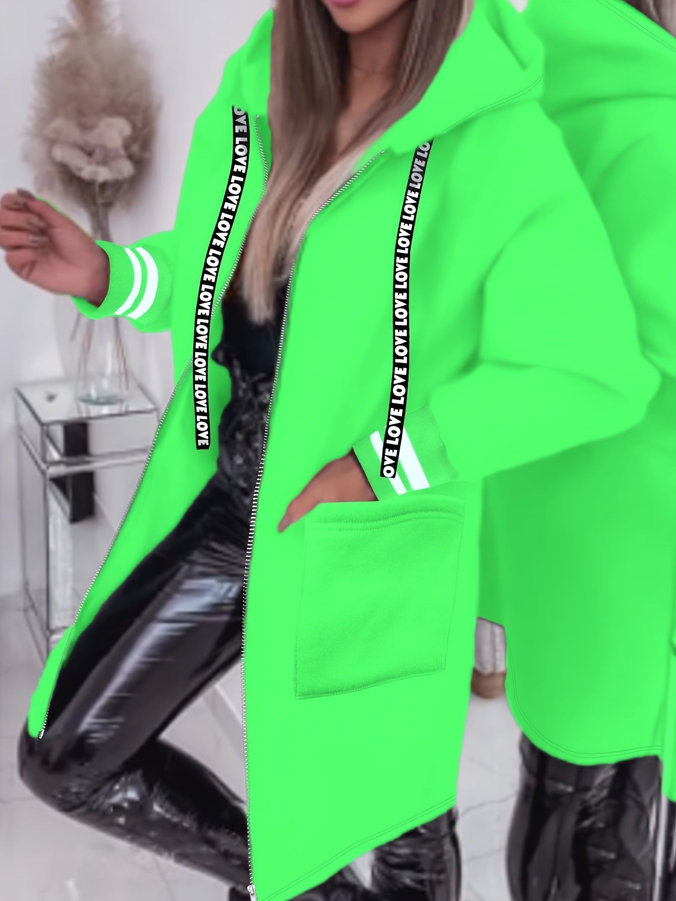 Nicola – Long-Sleeved Jacket with Side Pockets