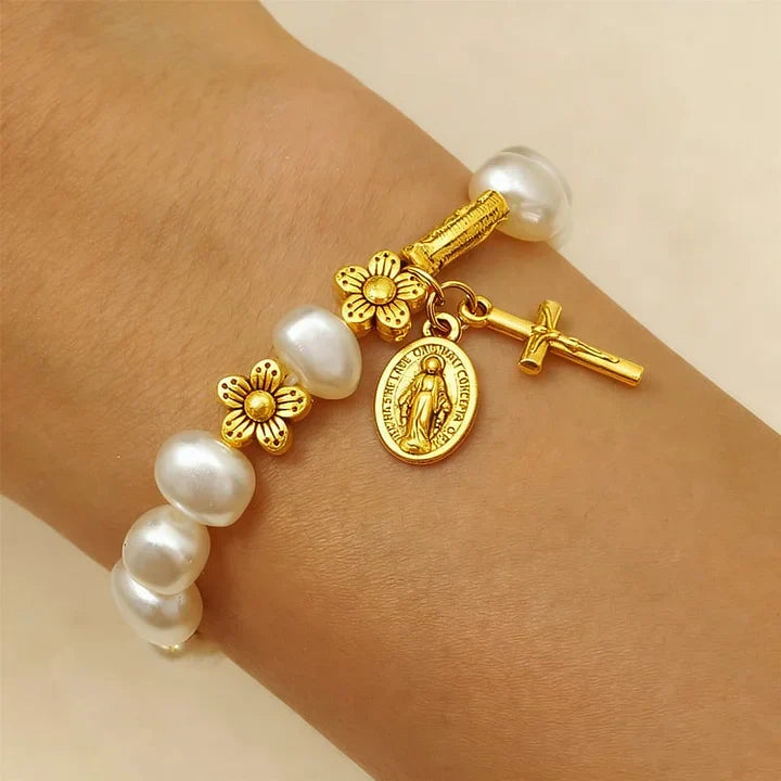Ninetta – Serenity Virgin Mary Daisy Bracelet