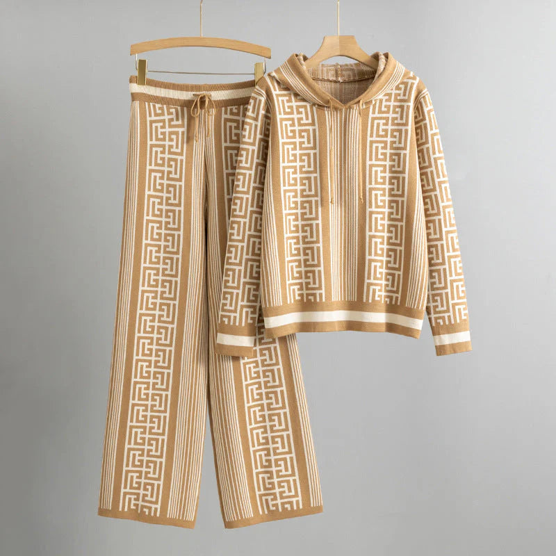Noris – Hoodie Set with Pants