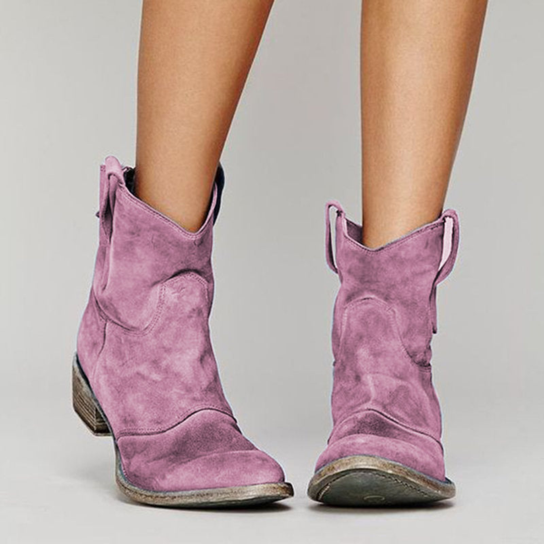 Noyara – Elegant Ankle Boots Made of Suede