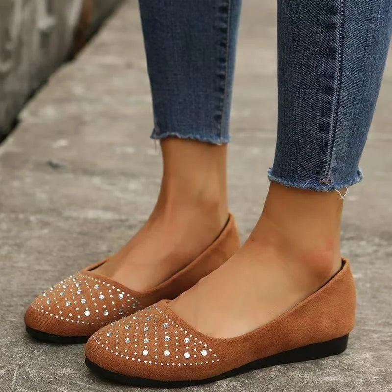Noyra - Comfortable Flat Moccasins