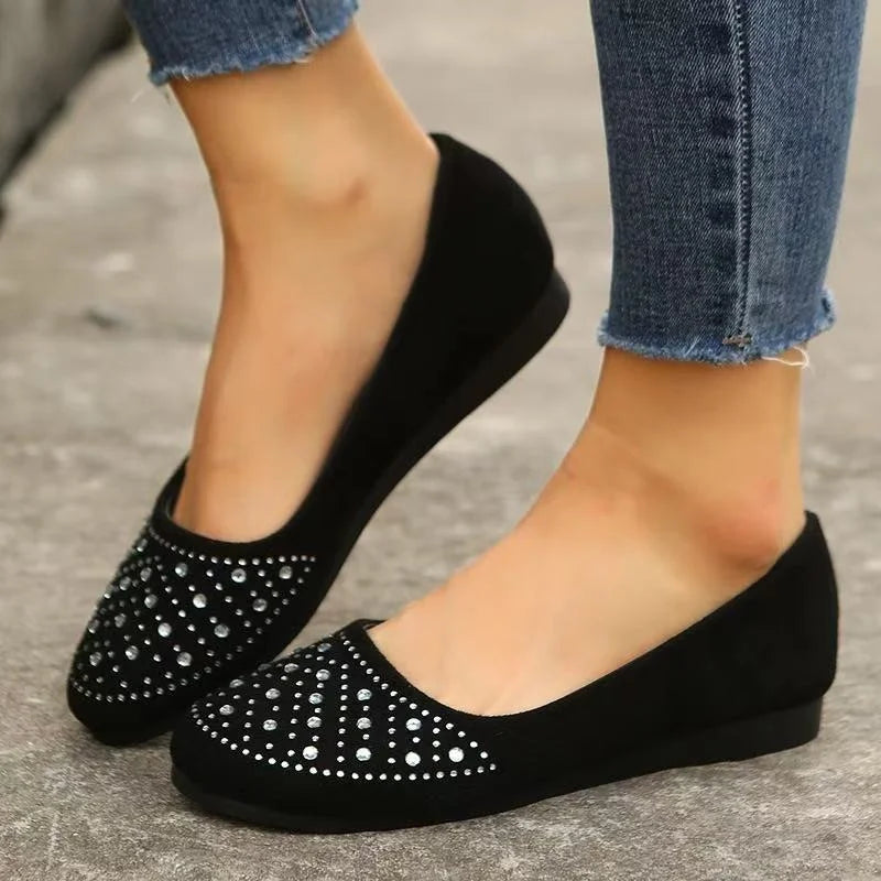 Noyra - Comfortable Flat Moccasins