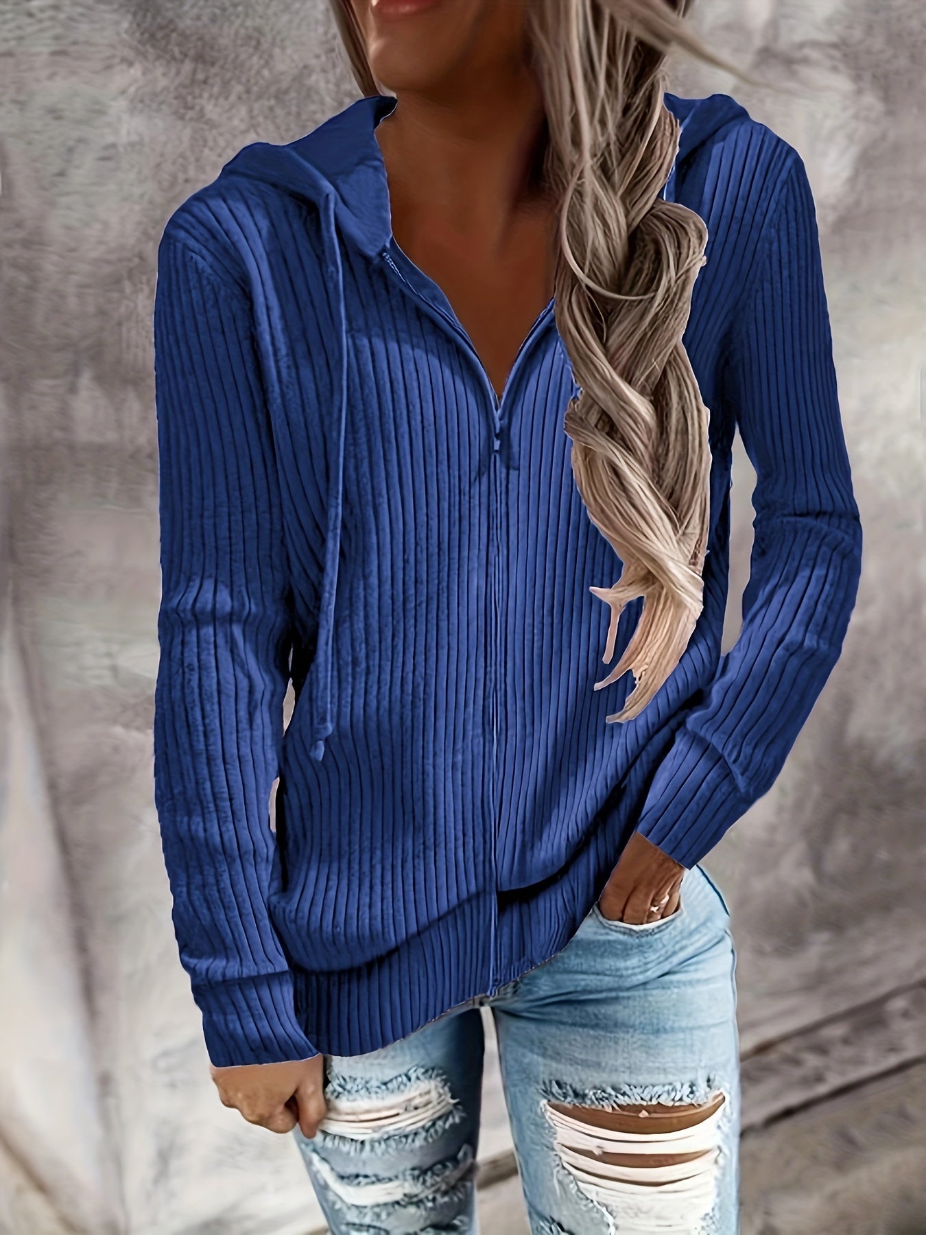 Nysa – Casual Long Sleeve Hoodie