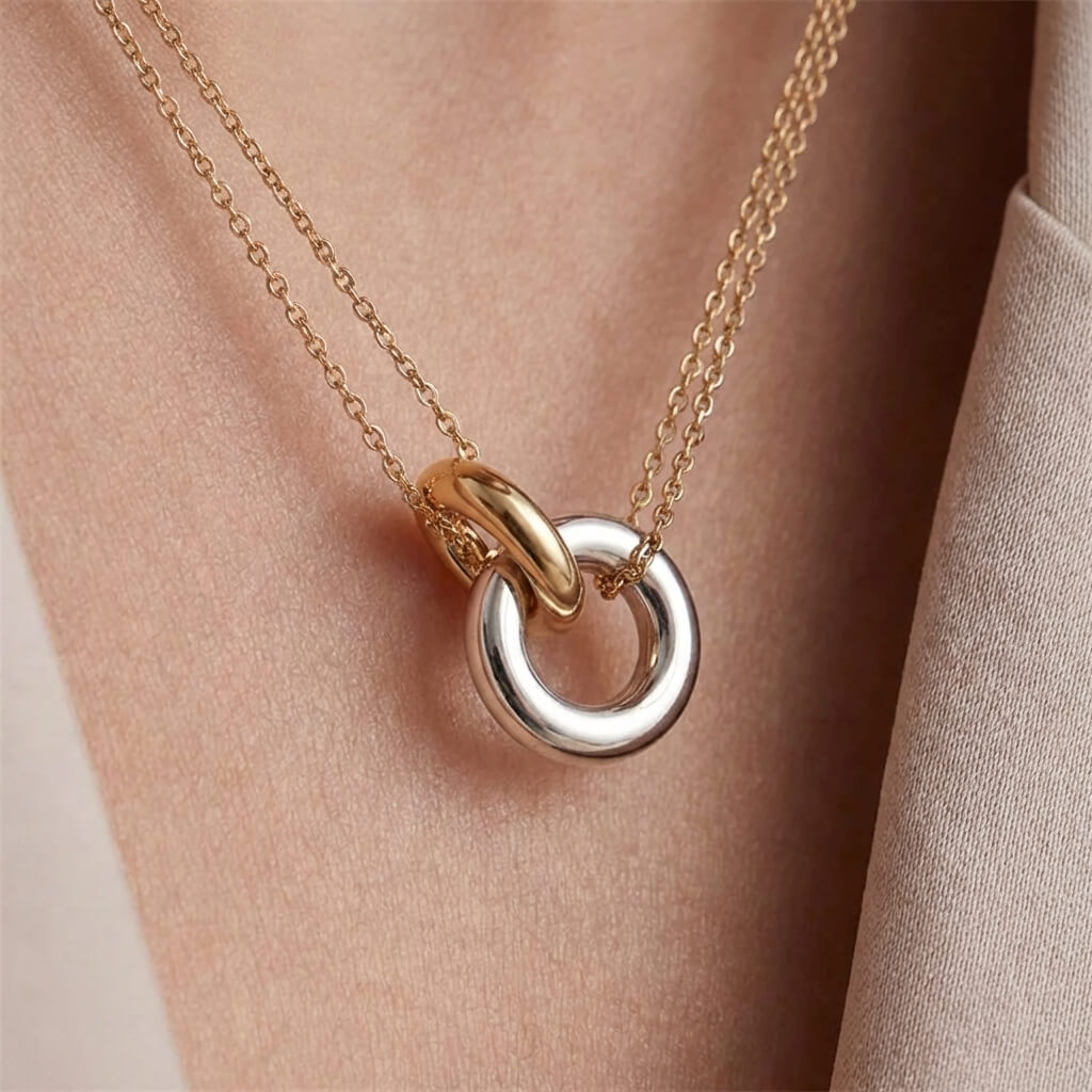 Orbit Hoop Chain Necklace