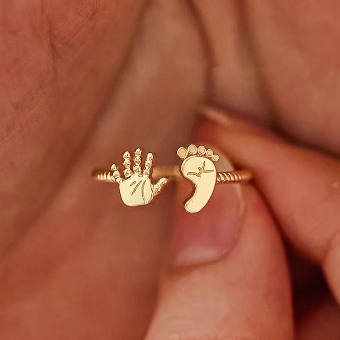 PalmBliss – Beautiful Ring for Mom, Baby, Palm, and Feet