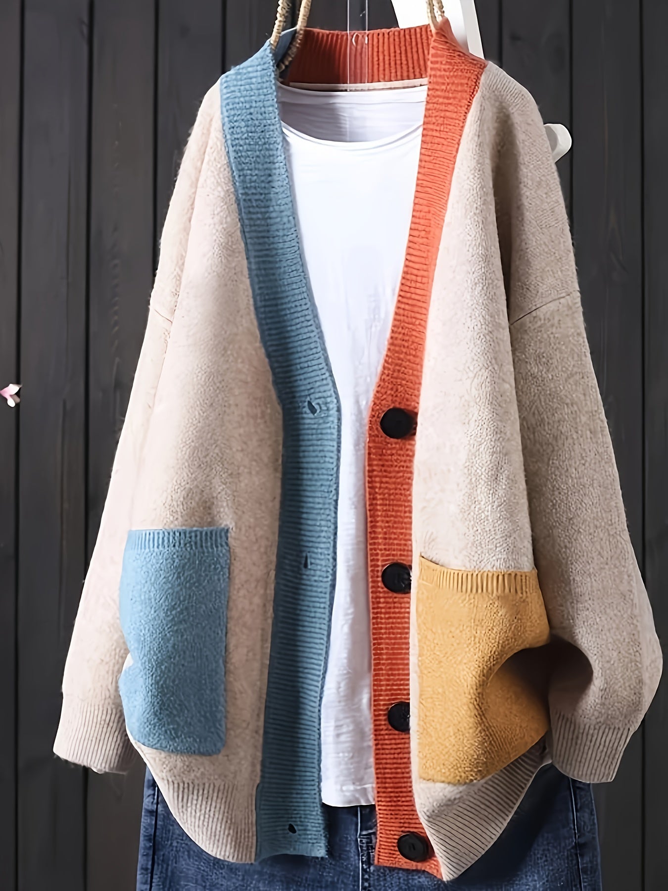 Peggy – Casual Colorful Cardigan with Long Sleeves