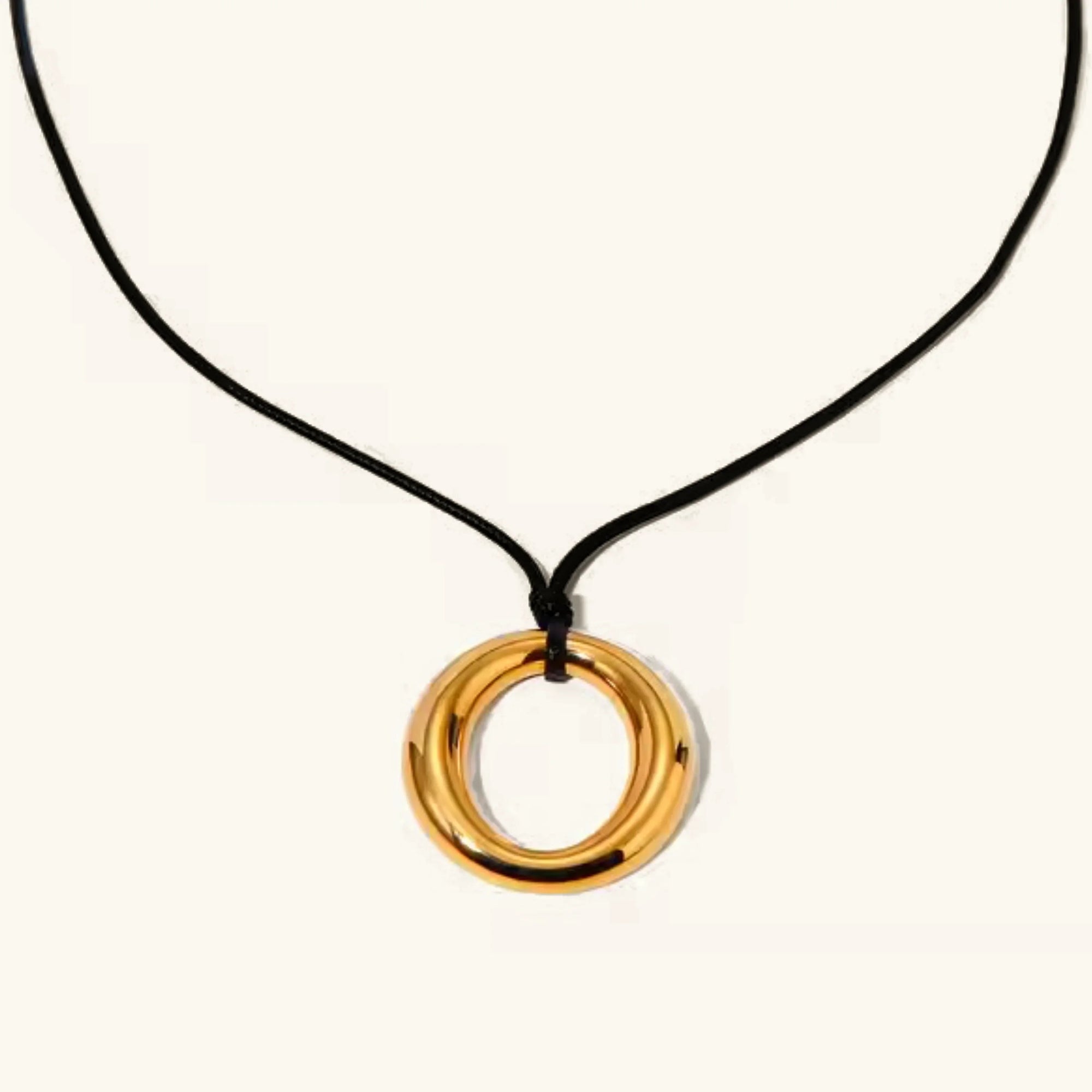Ciondolo con anello Evanna