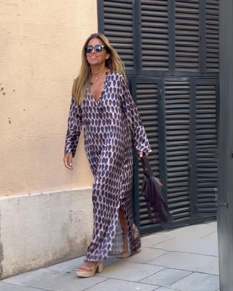 Rivka - Stylish and Casual Dress