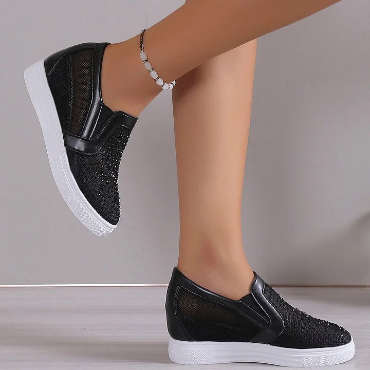 Romila – Elegant Non-Slip Sneaker