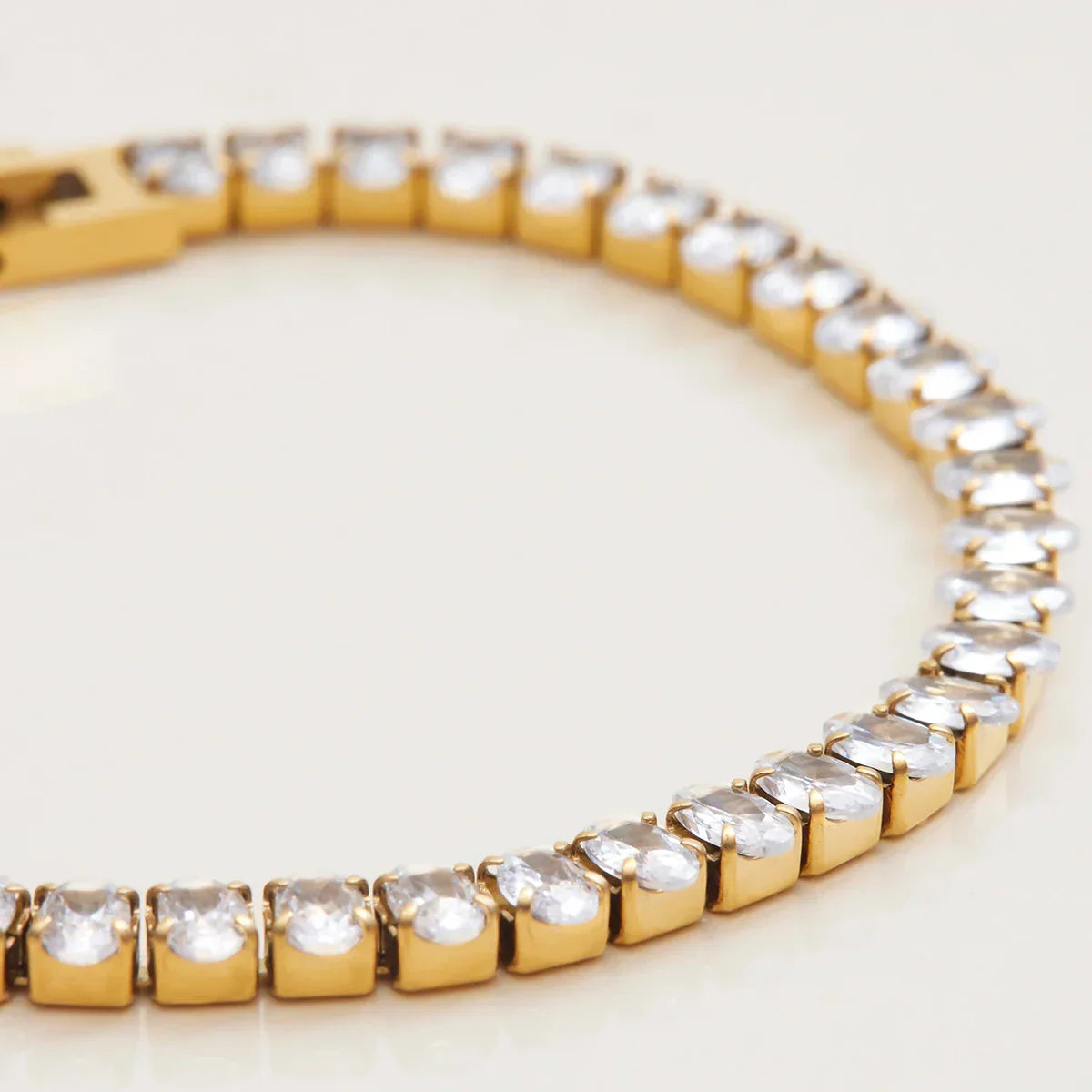 Stridr Edge Oval Cut Tennis Bracelet