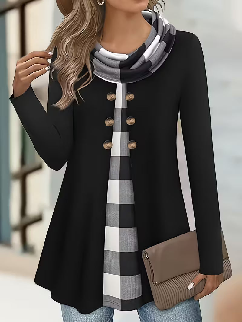 Sahar – T-Shirt with Ruffled Collar