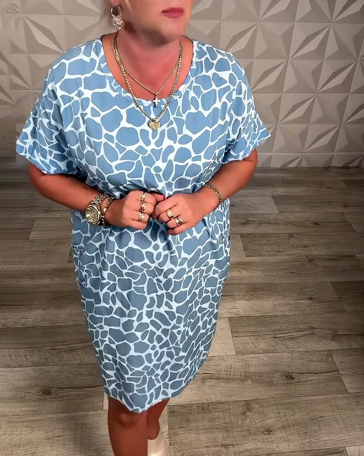 Salvinia - Casual Dress with Round Neckline and Prints