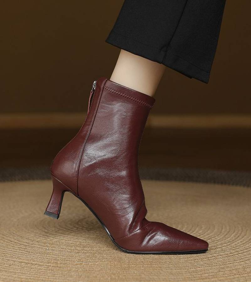 Sanduni - Leather Ankle Boots with Mid Heel