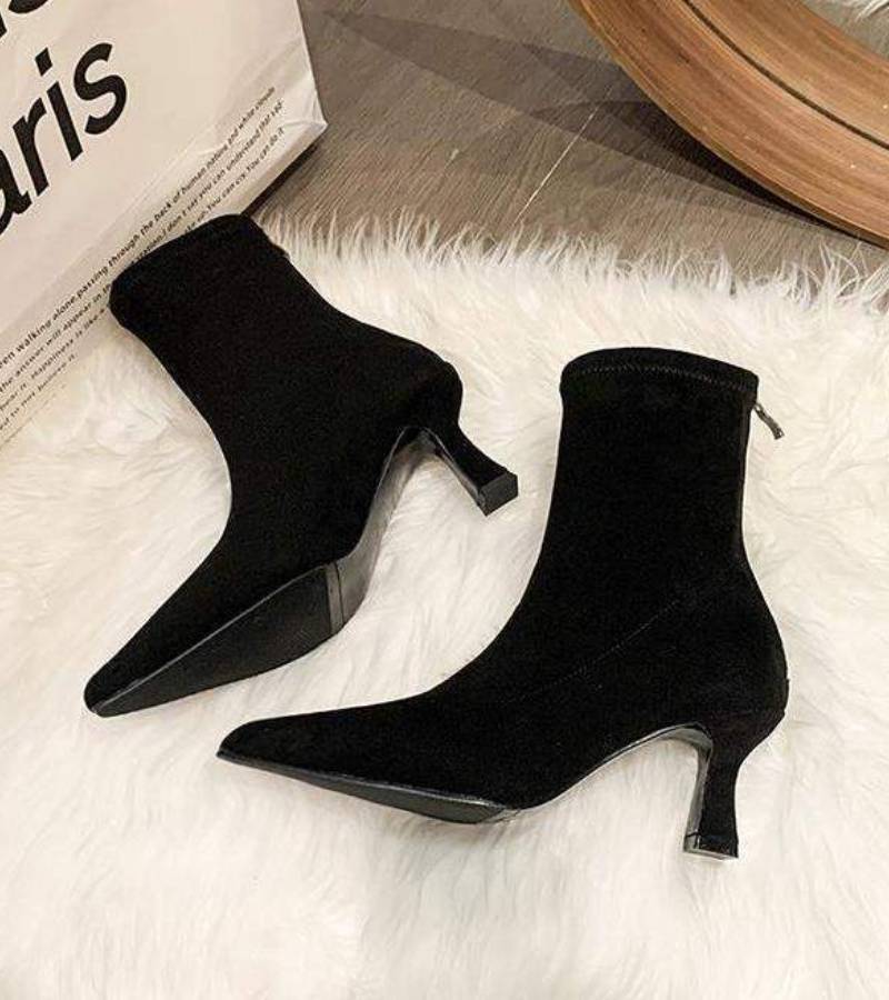 Sanduni - Leather Ankle Boots with Mid Heel