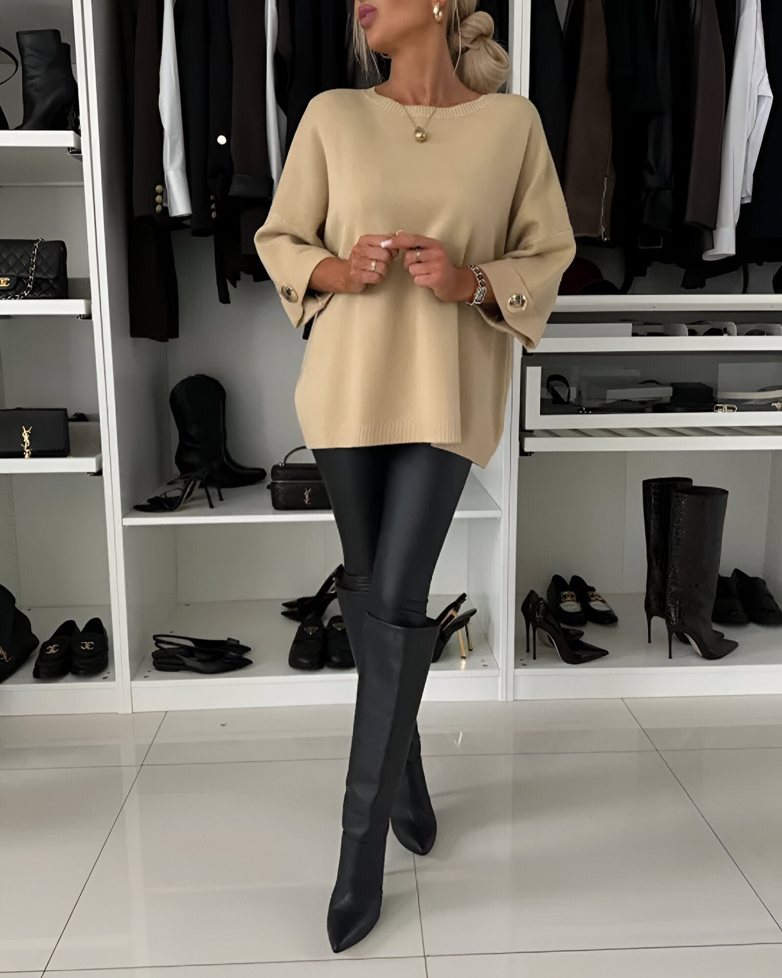 Sieglinde – Crew Neck Knit Sweater