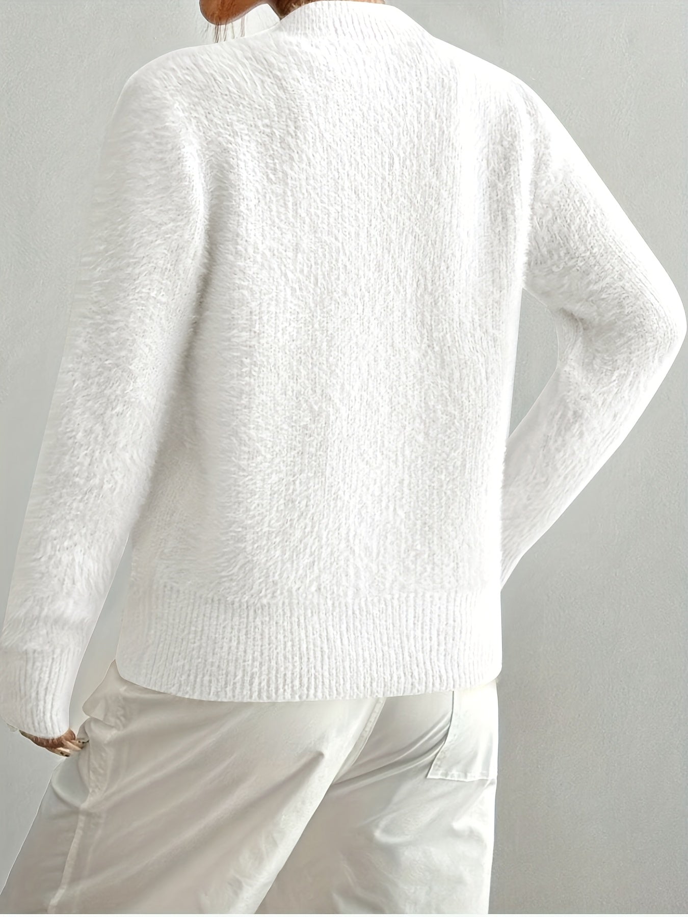 Smelissa – Long-Sleeve Knitted Cardigan with Heart Buttons