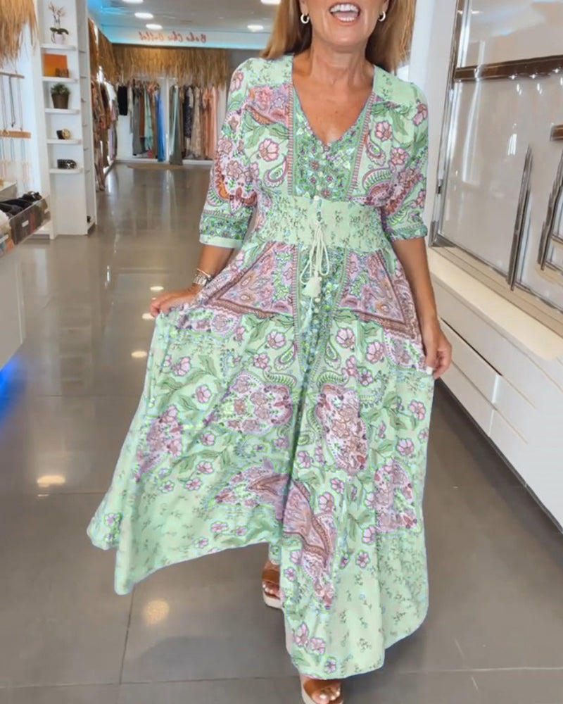 Taylor - Dress with 3/4 Sleeves and V-Neck