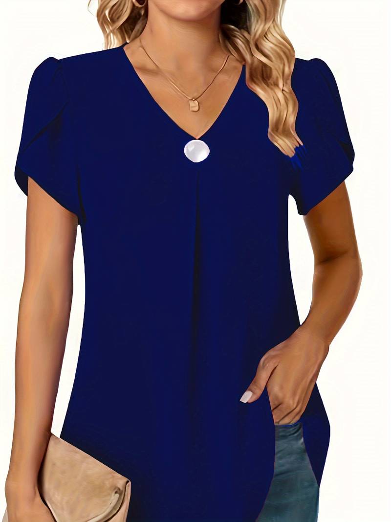 Thilakshi - Short-Sleeved Blouse with Ruffles and a Button