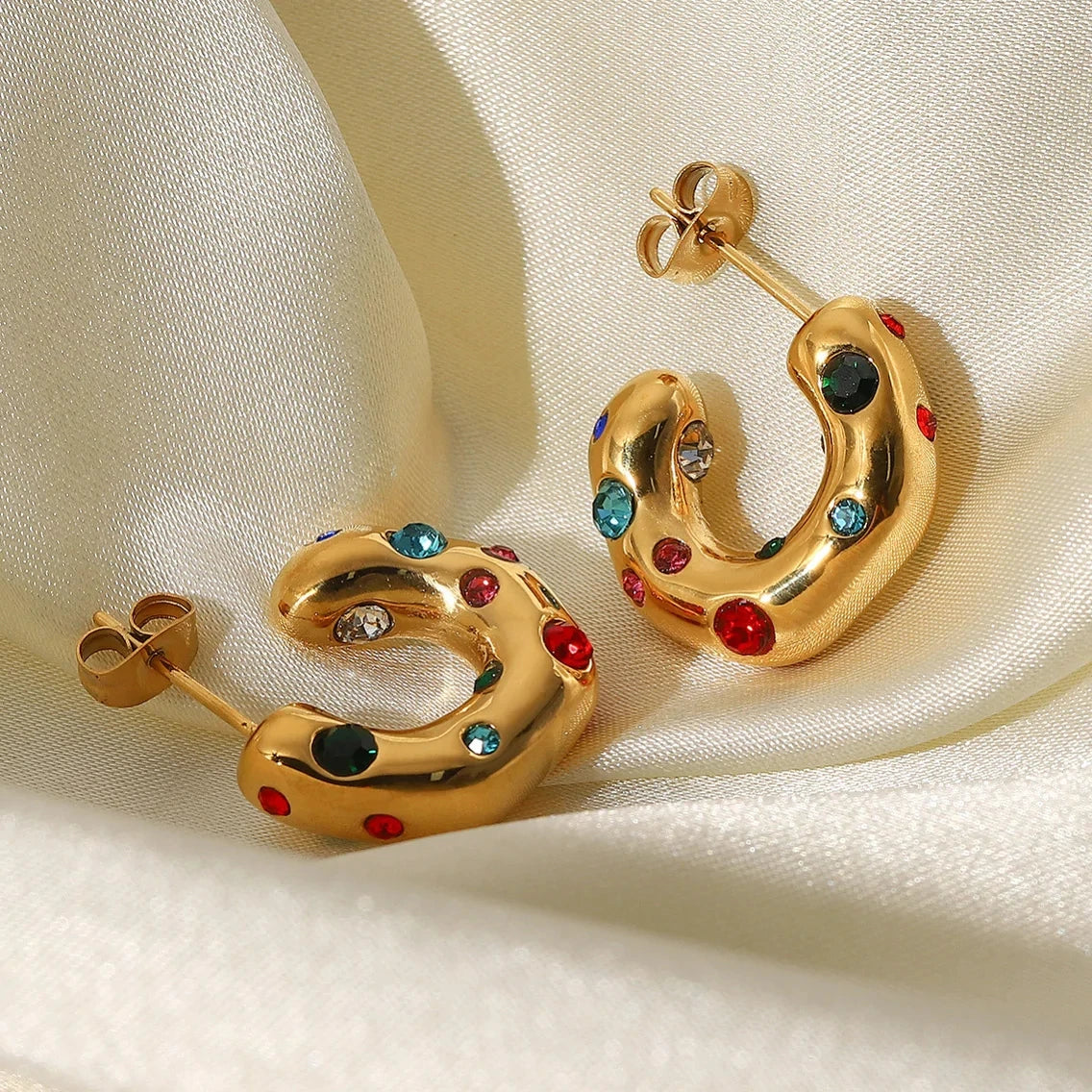 Uworld Shaped Hammer Shiny Zircon CC Shape Hoop Earrings For Women 18K Gold Plated Stainless Steel Circle Earrings Jewelry