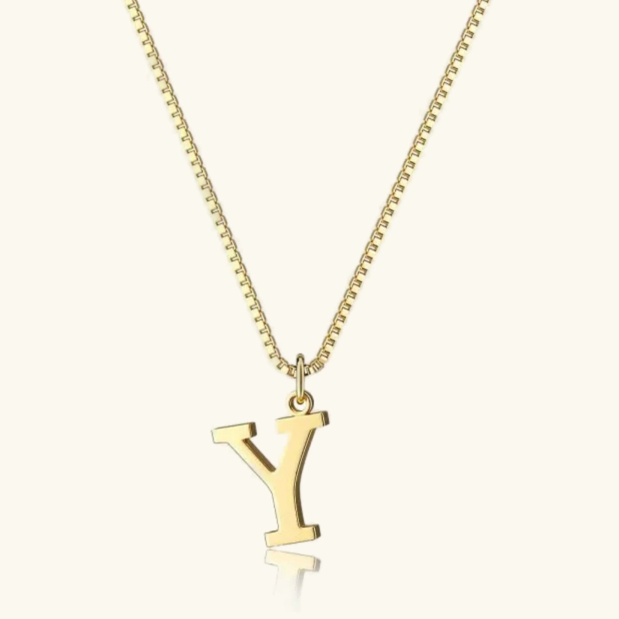 Collana con lettera iniziale Therese in oro