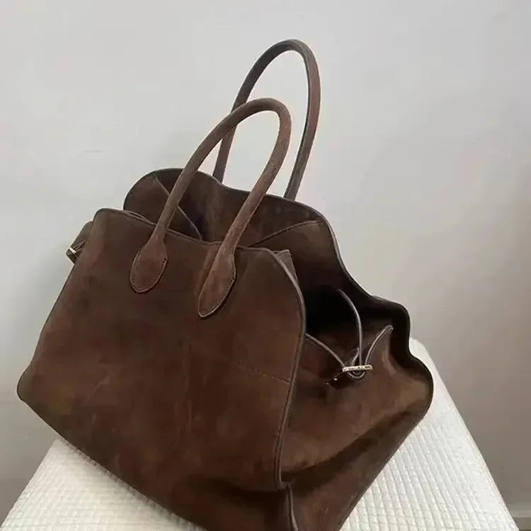 Yalithia – Timeless Vintage Handbag in Minimalist Style
