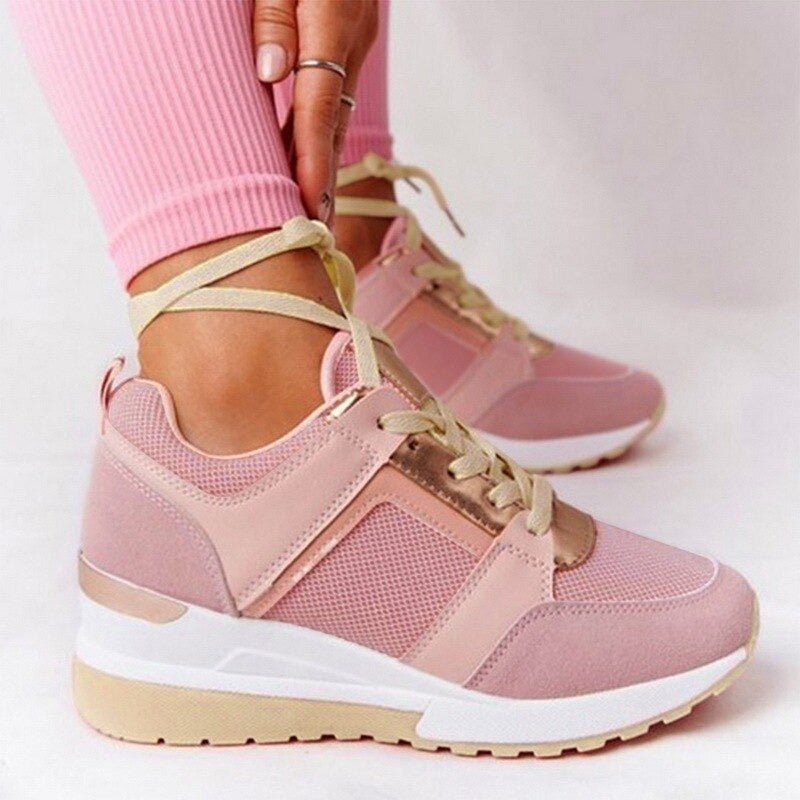 Yliana – Fashionable Sneakers