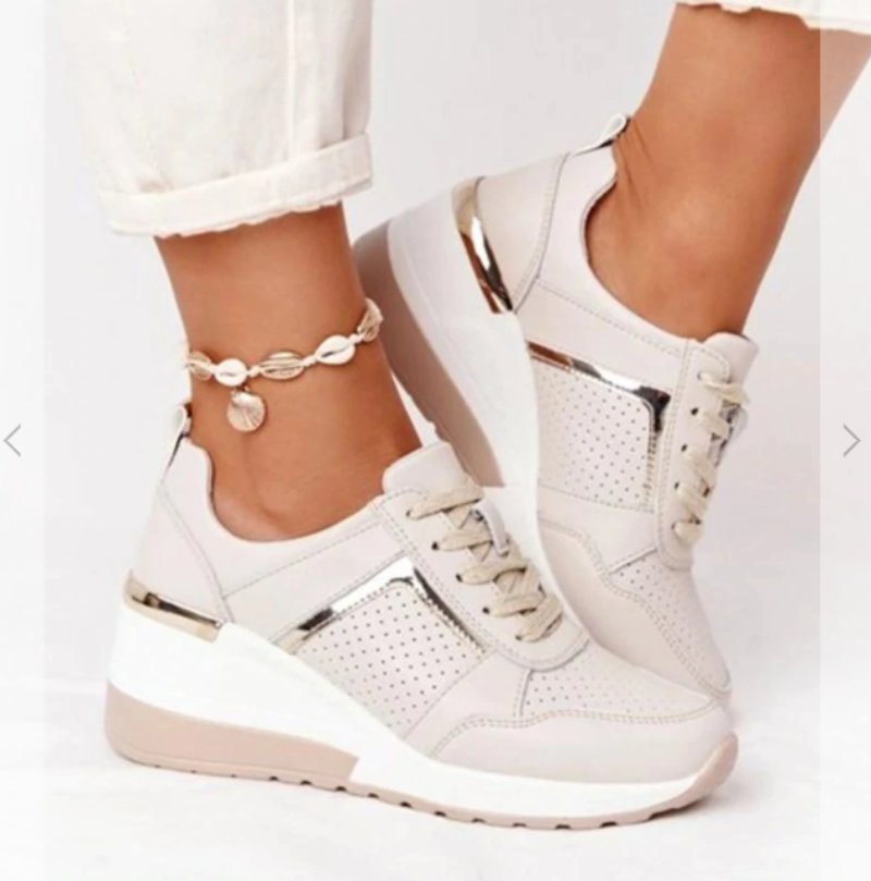 Yliana – Fashionable Sneakers
