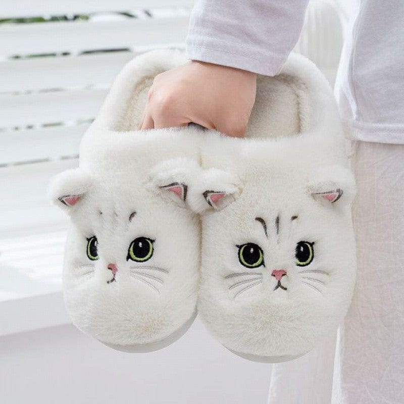 Yren - Peluche de Pantuflas Acogedoras