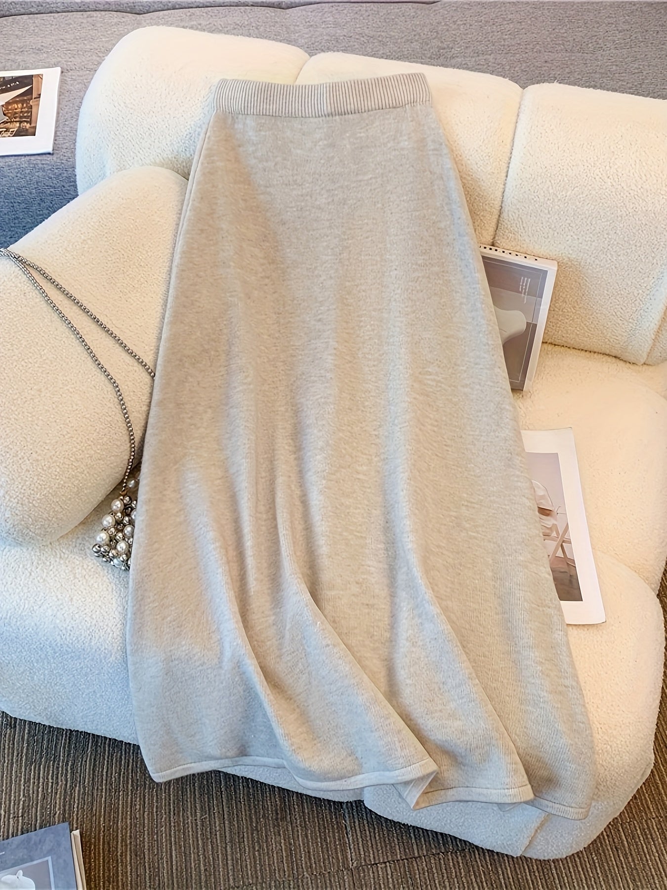 Zorine – Two-Piece Set with Buttoned Cardigan