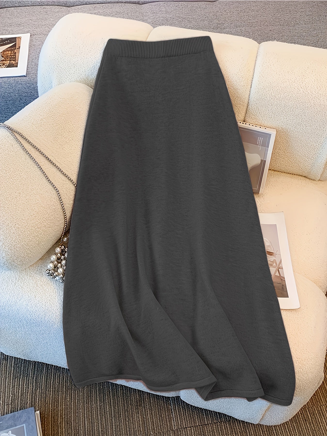 Zorine – Two-Piece Set with Buttoned Cardigan