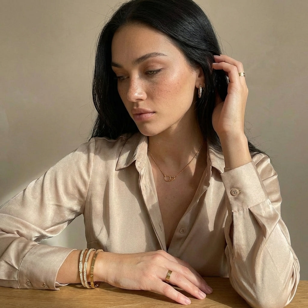 Valence Slim Screw Love Bracelet